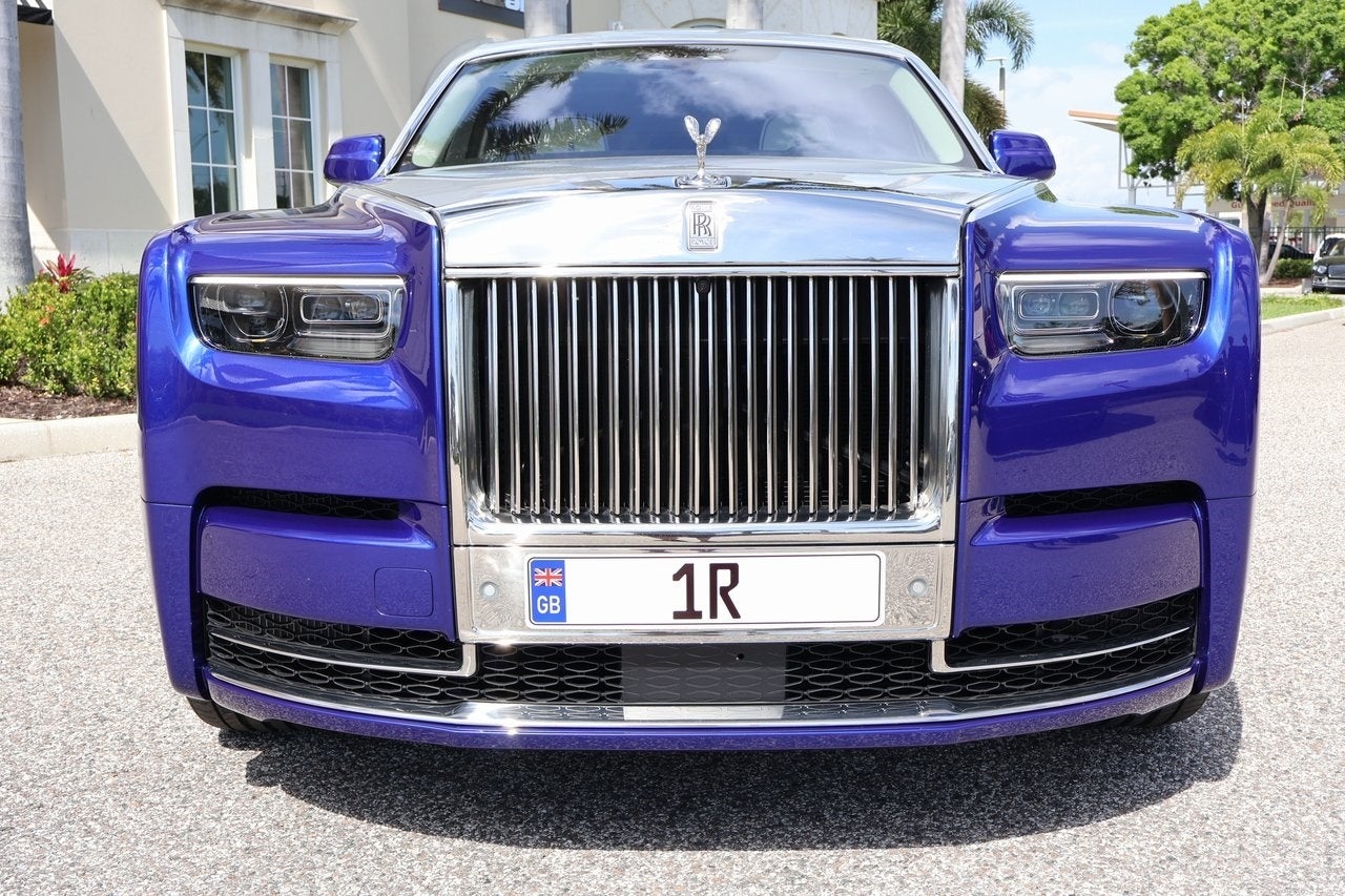 2023 Rolls-Royce Phantom Sedan